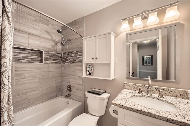 2917 Townley Cir, Atlanta, GA 30340 - full bathroom featuring toilet, shower / bath combo with shower curtain, and vanity