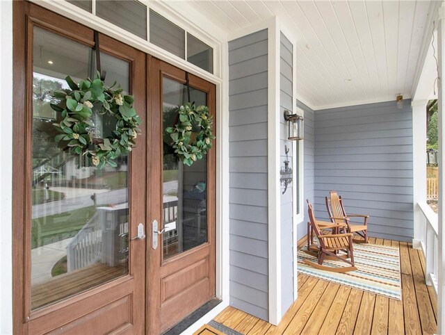 1033 Lanier Ave, Gainesville, GA 30501 - entrance to property featuring french doors and a porch