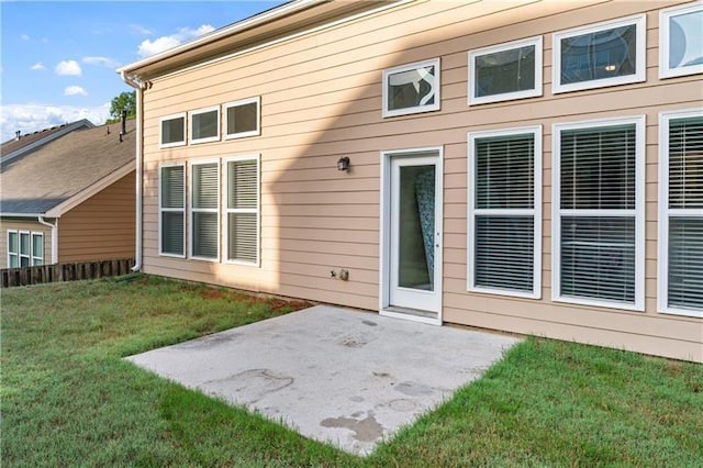 971 Reap Ln, Lawrenceville, GA 30043 - back of property featuring a patio and a yard
