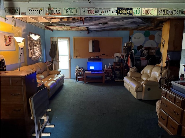 135 Woodcrest Dr, Covington, GA 30016 - living area with carpet