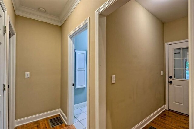 521 Crabapple Rd, Clarkesville, GA 30523 - entryway featuring crown molding, baseboards, and dark wood finished floors