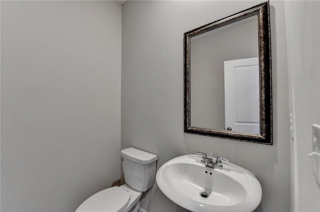 333 Golden Eagle Pkwy, Braselton, GA 30517 - half bath featuring a sink and toilet