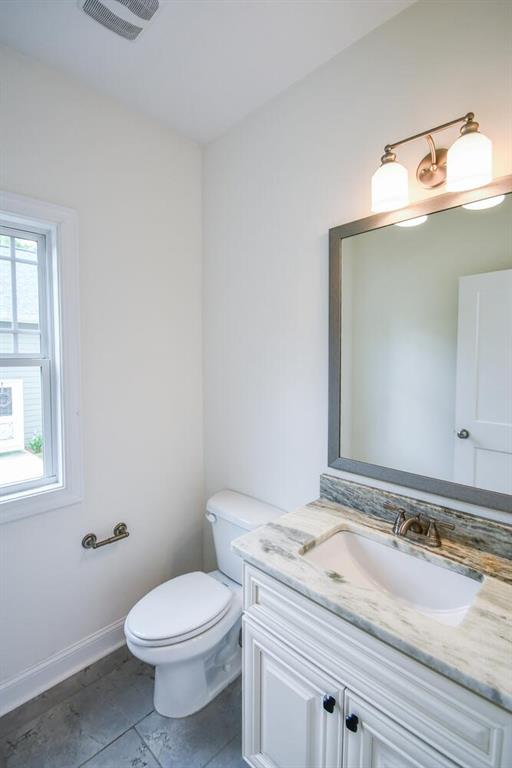 5354 Shadow Walk Way, Gainesville, GA 30507 - half bathroom featuring toilet and vanity