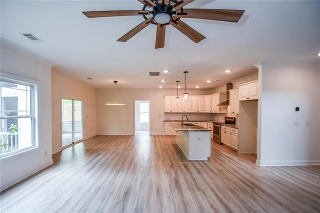 5354 Shadow Walk Way, Gainesville, GA 30507 - kitchen featuring stainless steel electric range oven, a sink, open floor plan, light wood-type flooring, and baseboards