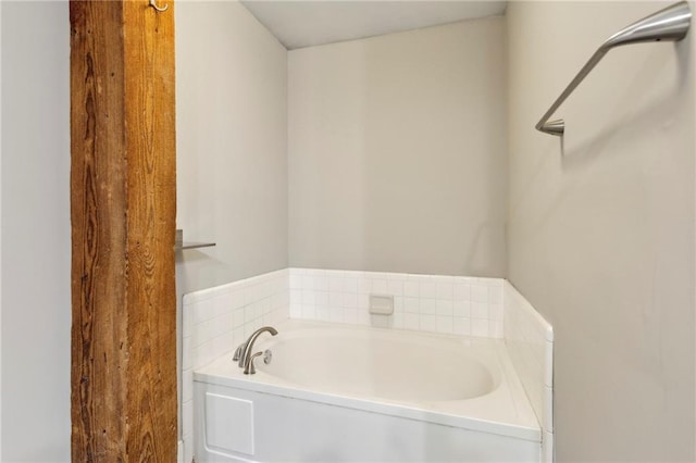 full bathroom featuring a garden tub