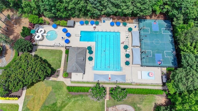 12130 Helleri Holw, Alpharetta, GA 30005 - bird's eye view of a pool