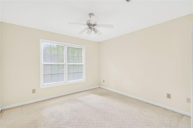 2866 Wynford Dr SW, Marietta, GA 30064 - unfurnished room with light carpet and a ceiling fan