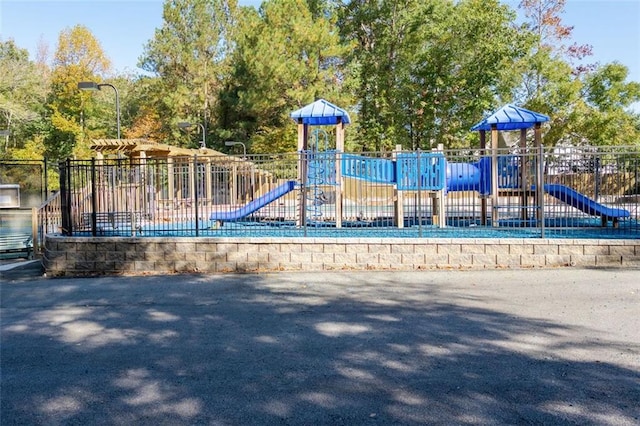 2866 Wynford Dr SW, Marietta, GA 30064 - view of community jungle gym