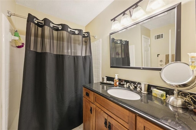 1487 W Bend Creek Ct, Atlanta, GA 30338 - bathroom with vanity and a shower with shower curtain