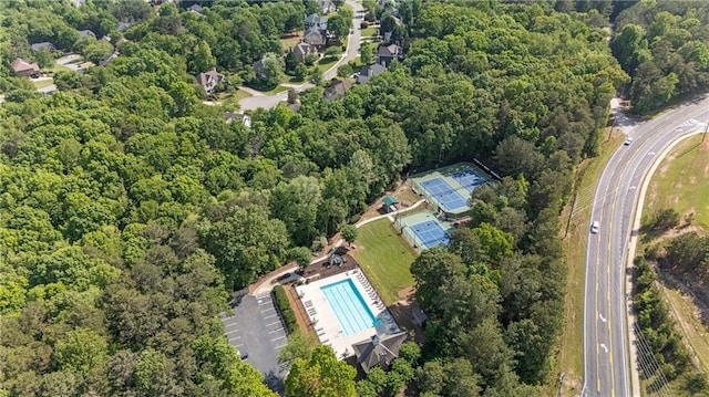 bird's eye view featuring a forest view