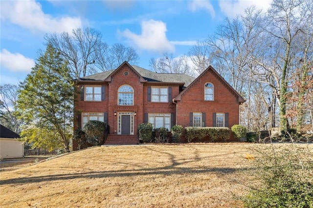 view of front of house with a front yard