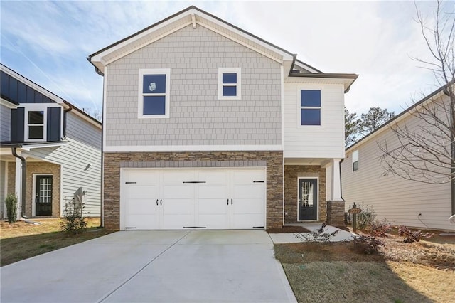 view of front of house featuring a garage