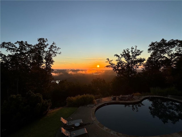 49 Waterside Dr SE, Cartersville, GA 30121 - view of outdoor pool