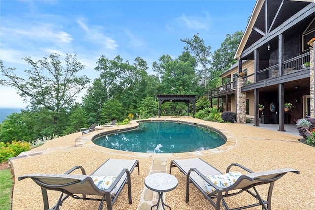 49 Waterside Dr SE, Cartersville, GA 30121 - swimming pool with a patio area