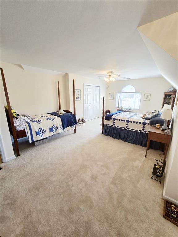 bedroom with carpet and ceiling fan