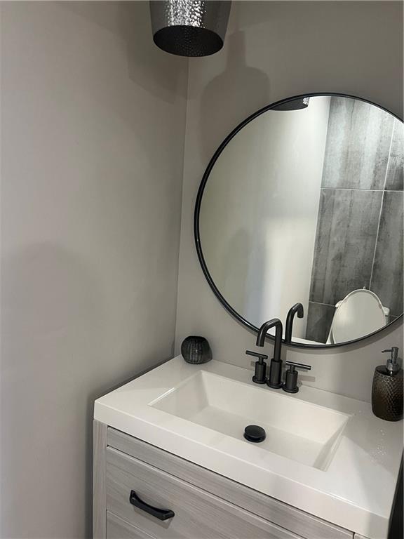bathroom with vanity