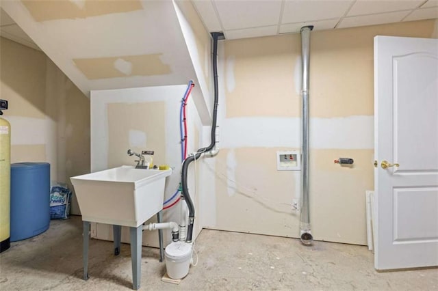 utility room with sink