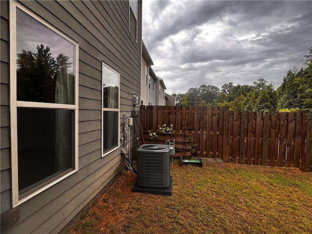 2778 Wild Laurel Ct, Norcross, GA 30071 - view of yard featuring cooling unit