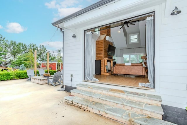 6044 Wade Orr Rd, Flowery Branch, GA 30542 - view of patio with entry steps