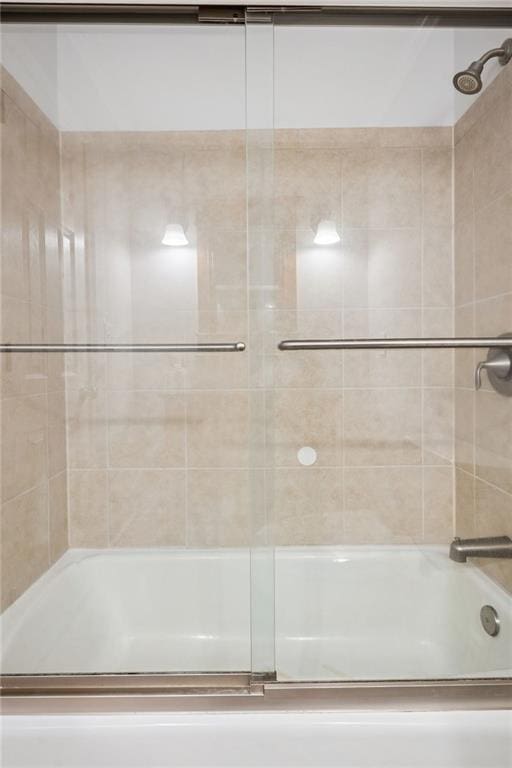 12 Windsor Way, Newnan, GA 30263 - full bath featuring bathing tub / shower combination