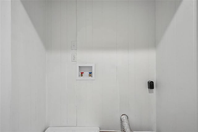 12 Windsor Way, Newnan, GA 30263 - laundry area featuring washer hookup and hookup for an electric dryer