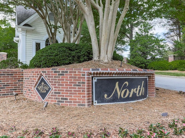 5039 Towne Lake Hls N, Woodstock, GA 30189 - view of community / neighborhood sign