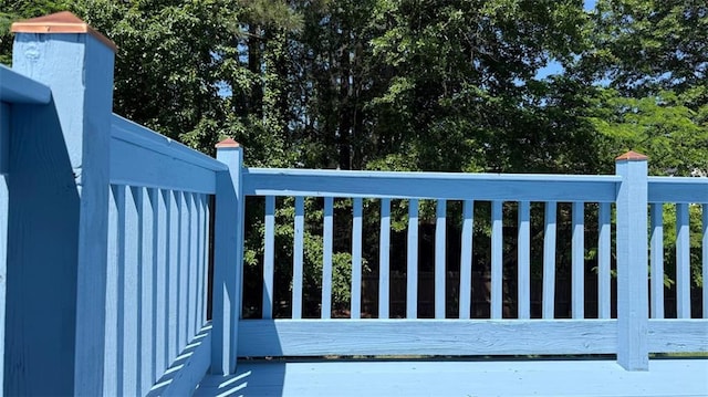 gate featuring a wooden deck