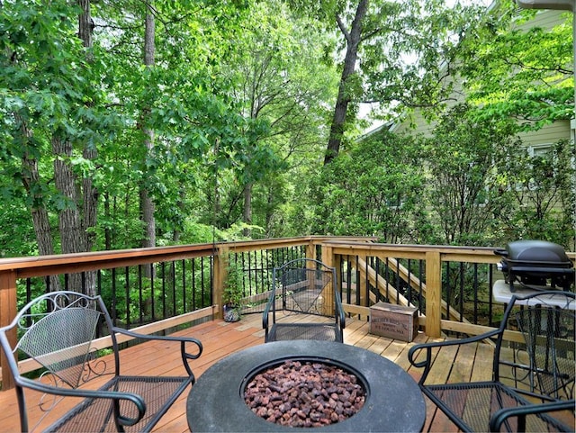 5105 Tynewick Trce NE, Roswell, GA 30075 - wooden deck featuring an outdoor fire pit