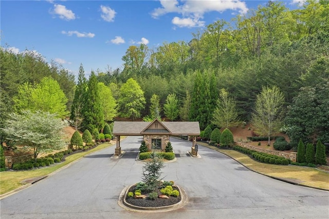 Listing photo 2 for 231 Traditions Dr, Alpharetta GA 30004