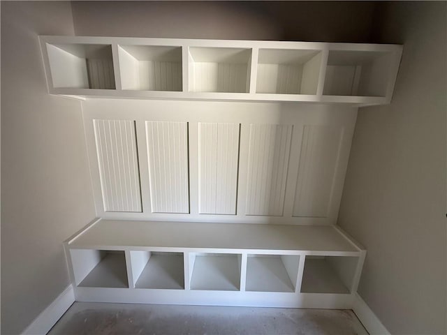 mudroom featuring baseboards