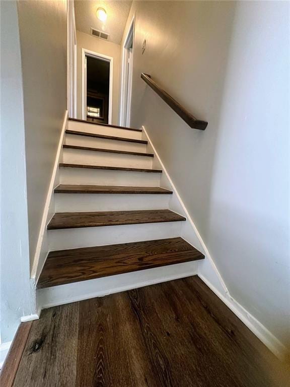 4701 Flat Shoals Rd, Union City, GA 30291 - stairs featuring wood finished floors