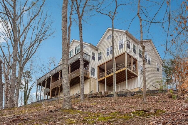 2600 Ramsey Rd, Gainesville, GA 30501 - rear view of property with a balcony