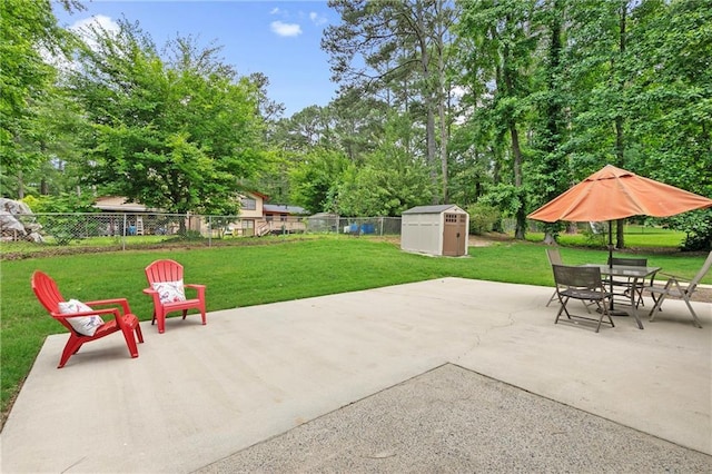 1208 Brandl Dr SW, Marietta, GA 30008 - view of patio featuring view of wooded area