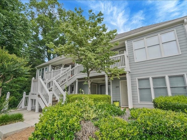 212 Abingdon Way, Atlanta, GA 30328 - rear view of property with stairway