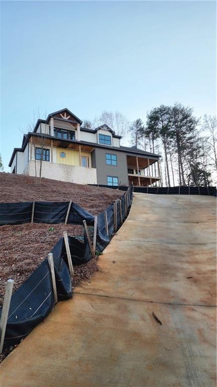 view of home's exterior