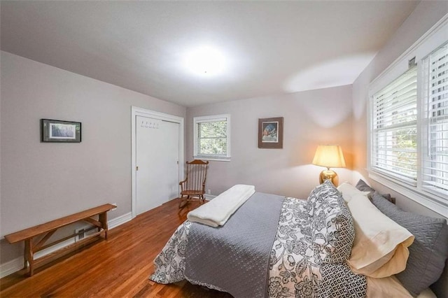 2889 Mount Olive Dr, Decatur, GA 30033 - bedroom with wood finished floors and baseboards