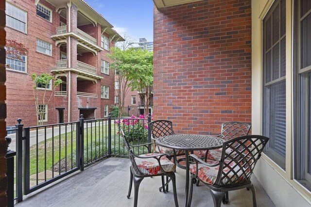 273 12th St NE Unit 421, Atlanta, GA 30309 - view of balcony