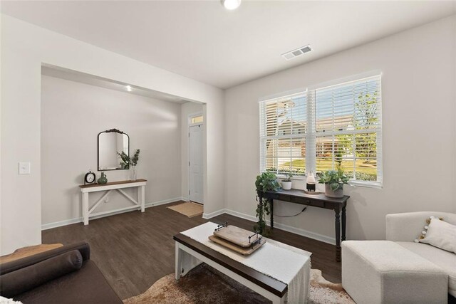 867 Starbuck Pkwy, Pendergrass, GA 30567 - entryway featuring baseboards and dark wood-style floors