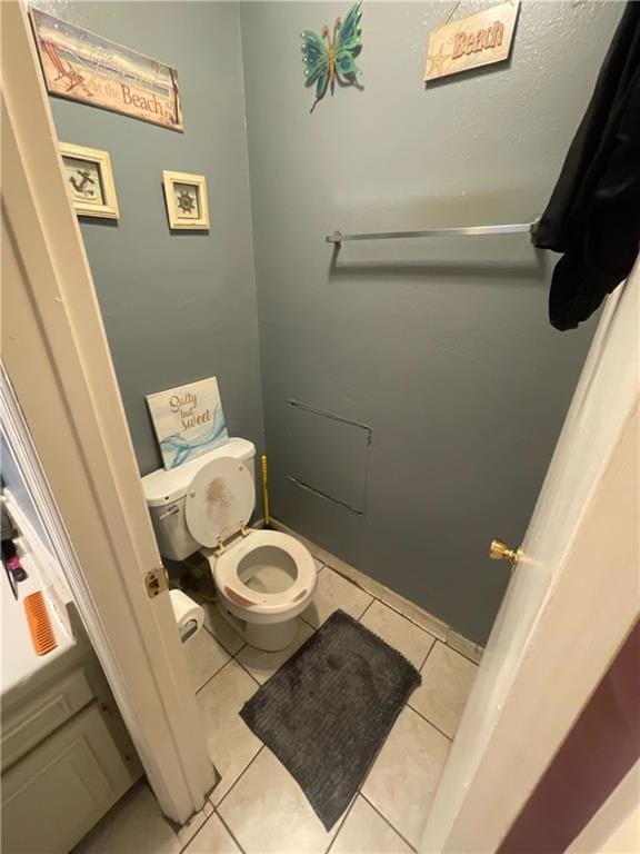 2009 Oak Park Ln, Decatur, GA 30032 - bathroom featuring tile patterned floors and toilet