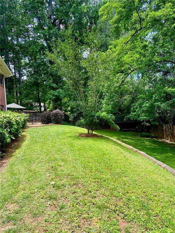 406 S Hillcrest Dr SW, Marietta, GA 30064 - view of yard
