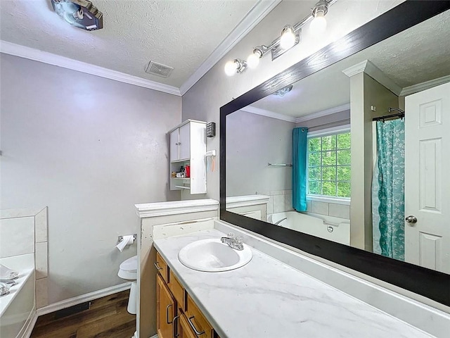 full bathroom featuring visible vents, a garden tub, wood finished floors, and toilet