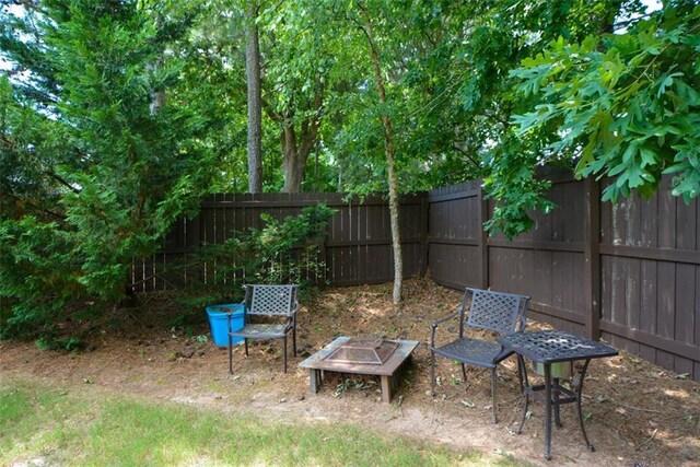 9013 Aldbury Dr, Locust Grove, GA 30248