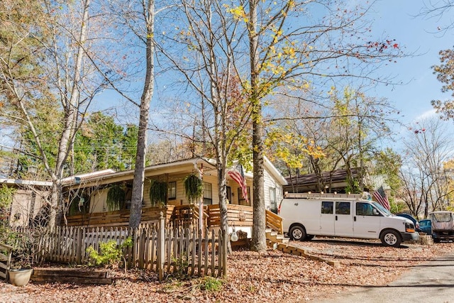 view of front of house