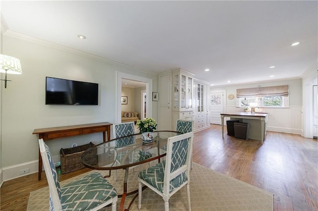 202 Lakeview Ave, Atlanta, GA 30305 - dining area with crown molding, wood finished floors, and recessed lighting