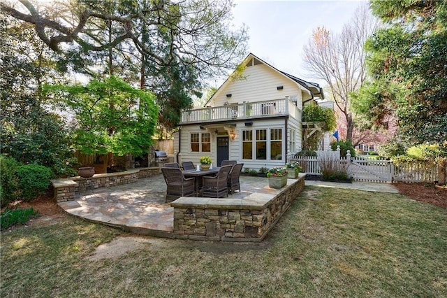 202 Lakeview Ave, Atlanta, GA 30305 - back of house featuring a patio area, fence, and a lawn
