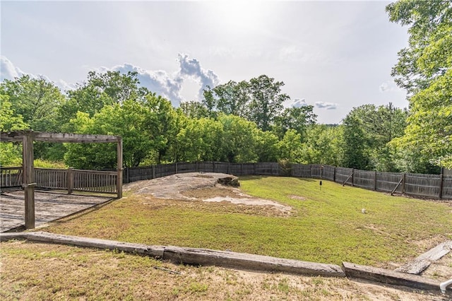 view of yard featuring a pergola