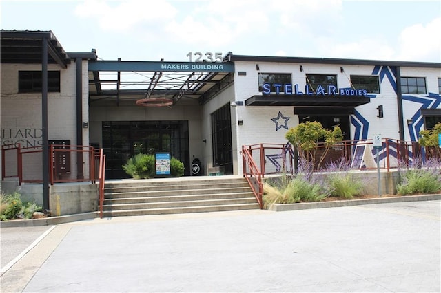 728 Antone St NW, Atlanta, GA 30318 - view of building exterior
