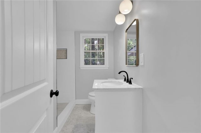 4669 Dunover Cir, Atlanta, GA 30360 - bathroom with baseboards and vanity