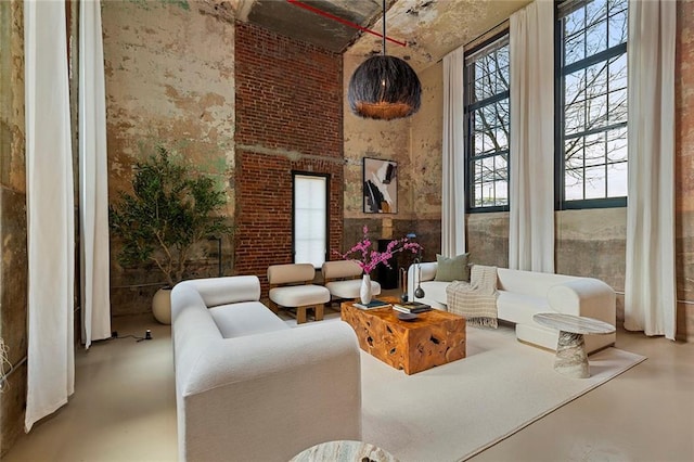 170 Boulevard Se 115E, Atlanta, GA 30312 - common area featuring a high ceiling