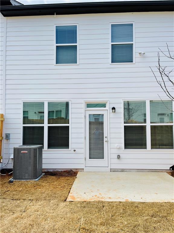 72 Garrison Dr, Winder, GA 30680